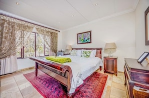 Standard Double or Twin Room | 1 bedroom, premium bedding, minibar, desk - 42onKing (Centurion)
