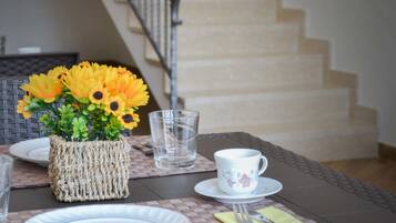 Daily buffet breakfast (EUR 3 per person)