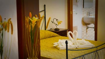 Classic Triple Room | Premium bedding, minibar, desk, free cribs/infant beds