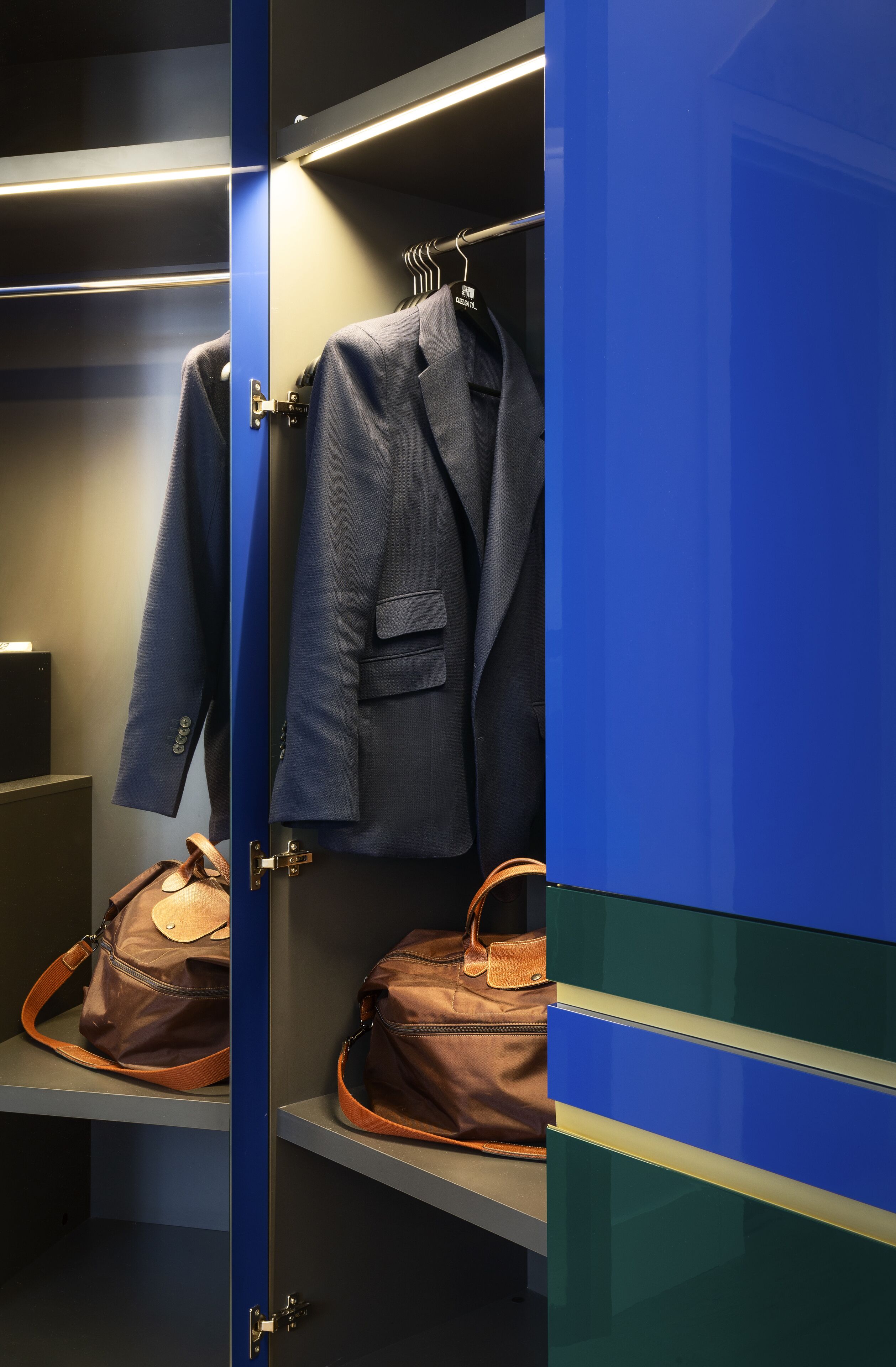 minibar, in-room safe, desk, blackout curtains