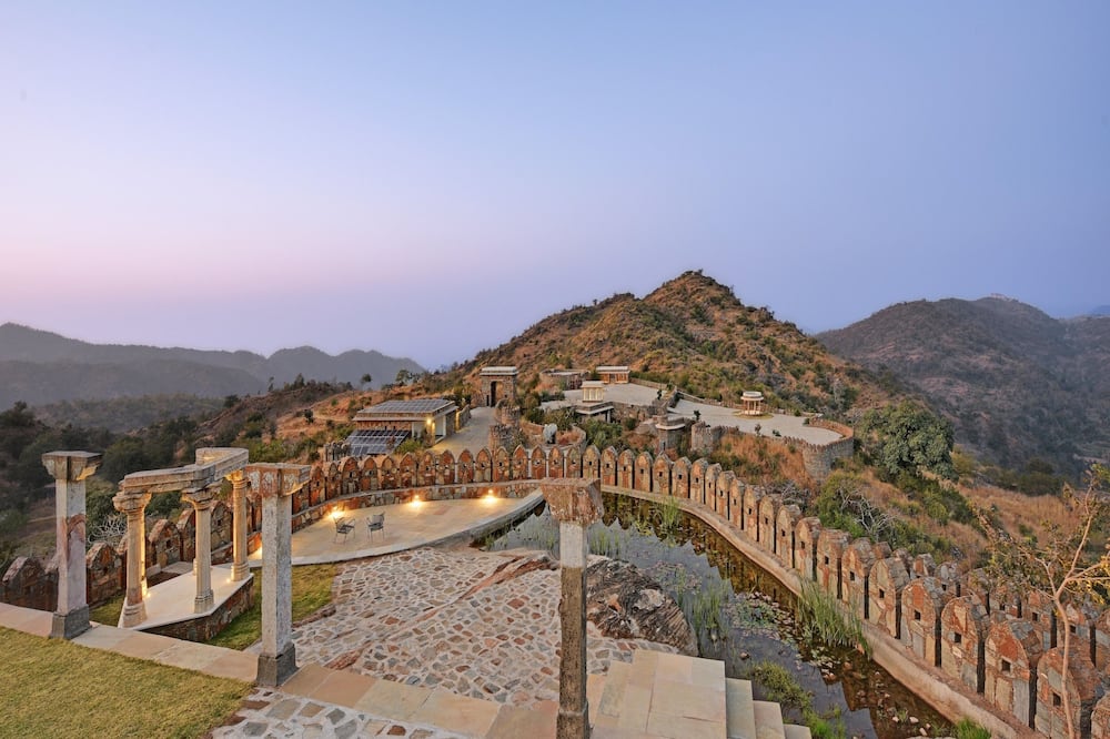Fateh Safari Suites by Fateh Collection