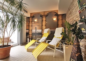 Un sauna, baño turco