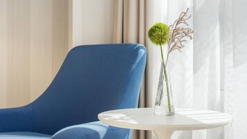 Minibar, Zimmersafe, Schreibtisch, schallisolierte Zimmer