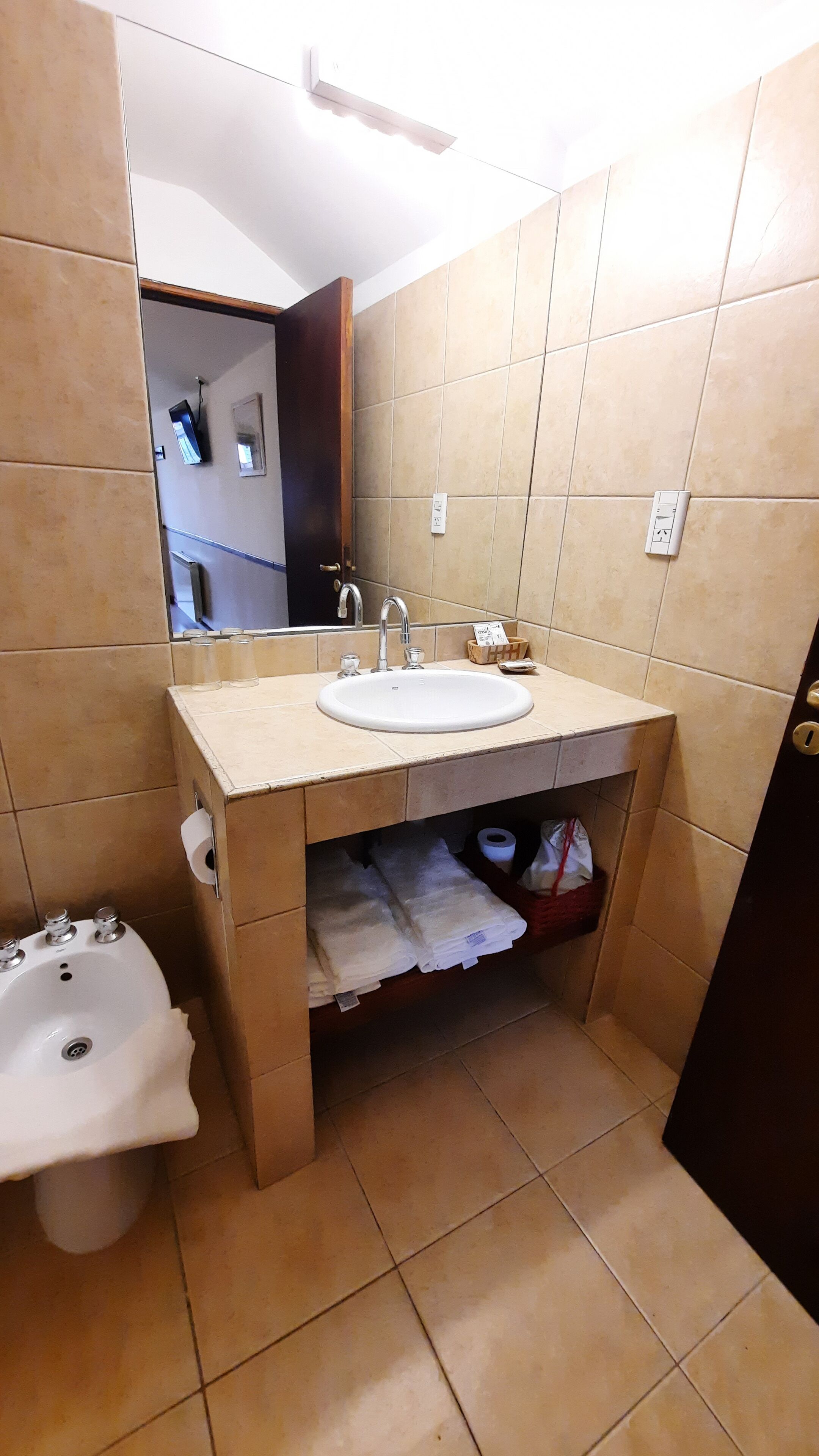 standard double room | bathroom | rainfall showerhead, free toiletries, hair dryer, bidet