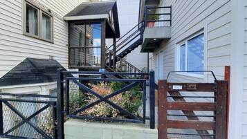 經典公寓, 1 間臥室, 不提供清潔服務, 附屬建築 | 露台/庭院