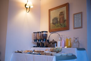 Gratis morgenmadsbuffet hver dag
