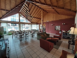 Lobby lounge - Hotel Austral Ushuaia (Ushuaia)