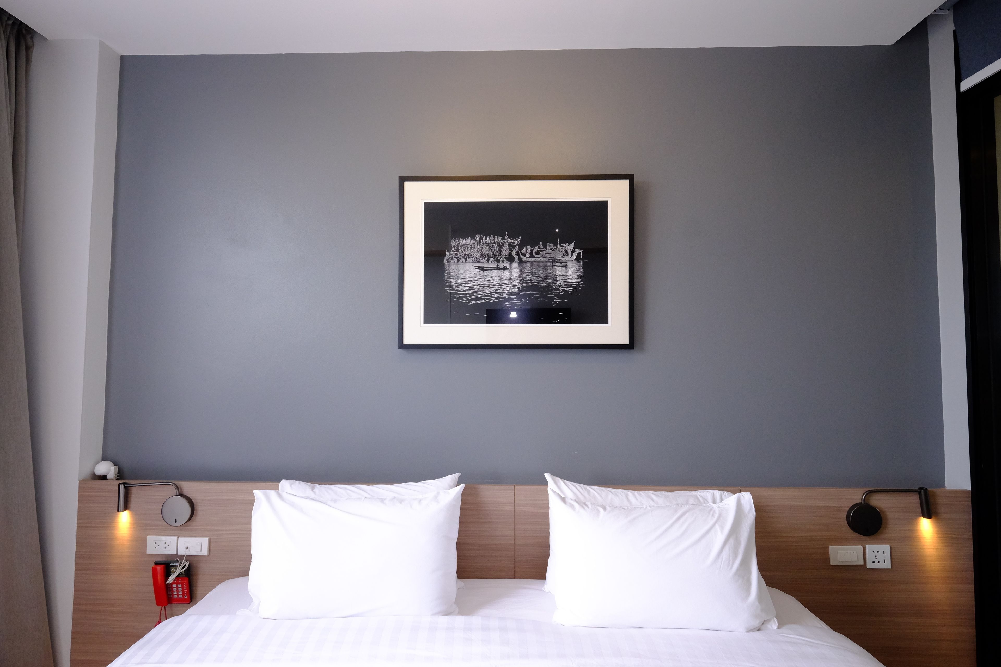 medium format | in-room safe, blackout curtains, free wifi