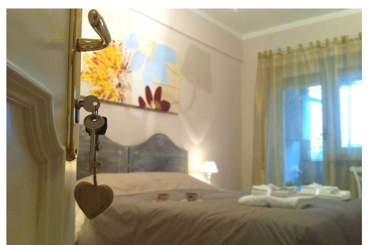 Double Room (Tortora)