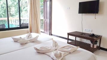 1 bedroom, in-room safe, free WiFi