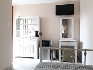 Chambre, 1 lit une place, non-fumeurs (Single Studio 1) | Wi-Fi gratuit, draps fournis