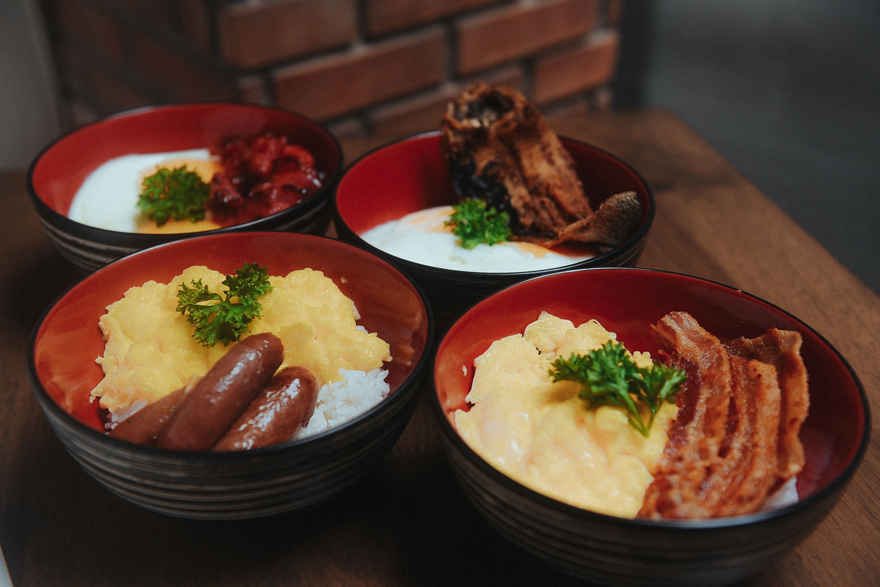daily cooked-to-order breakfast (php 1000 per person)