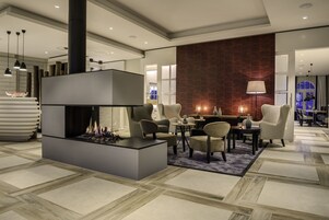 Sala de estar en el lobby