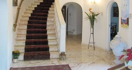 Kleineweide Guest House