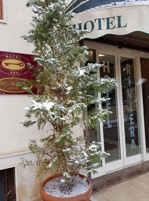 Property entrance - Hotel Riviera (Trani)