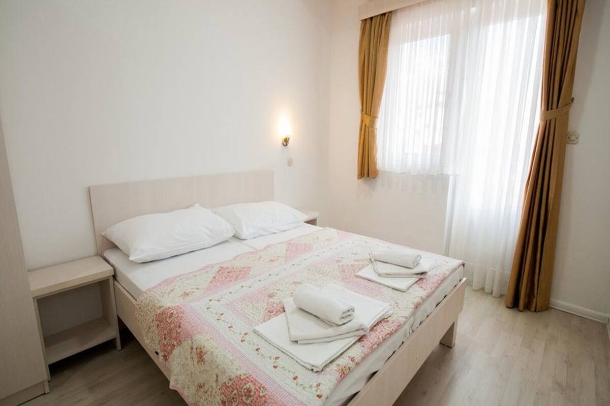 Dreibettzimmer