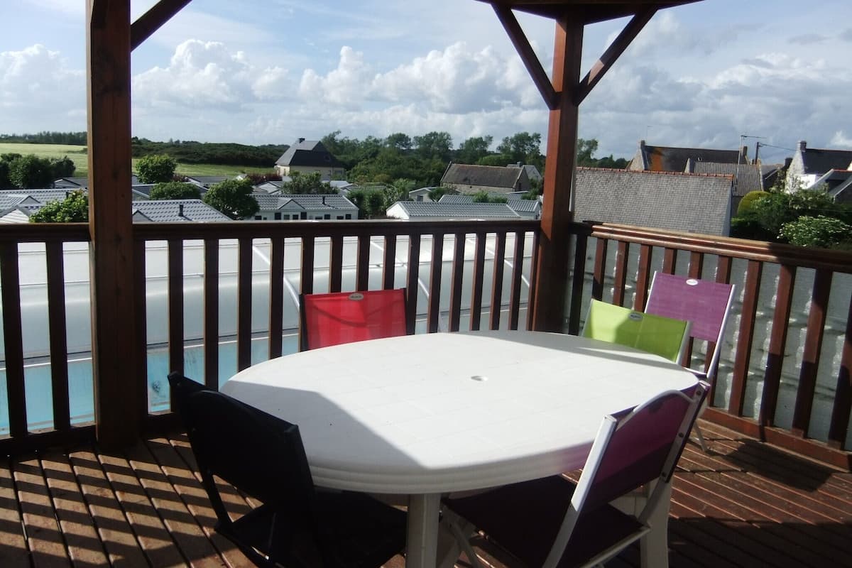 Basic Apartment | Terrace/patio