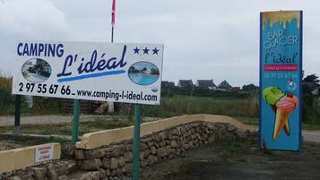 Vue depuis lâhĂ©bergement