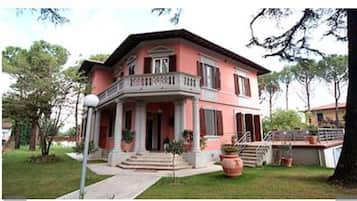 Facciata della struttura