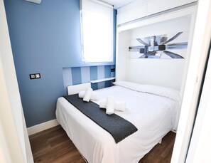1 bedroom, iron/ironing board, cots/infant beds, free WiFi