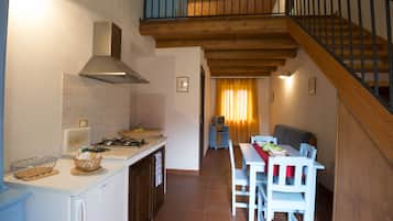 Cots/infant beds, free WiFi, bed sheets, wheelchair access