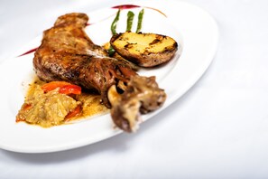 Dining - Hotel Miralles (Horta de Sant Joan)