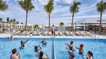 Piscina de natación o entrenamiento