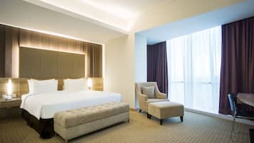 Junior Suite | Premium bedding, in-room safe, desk, soundproofing