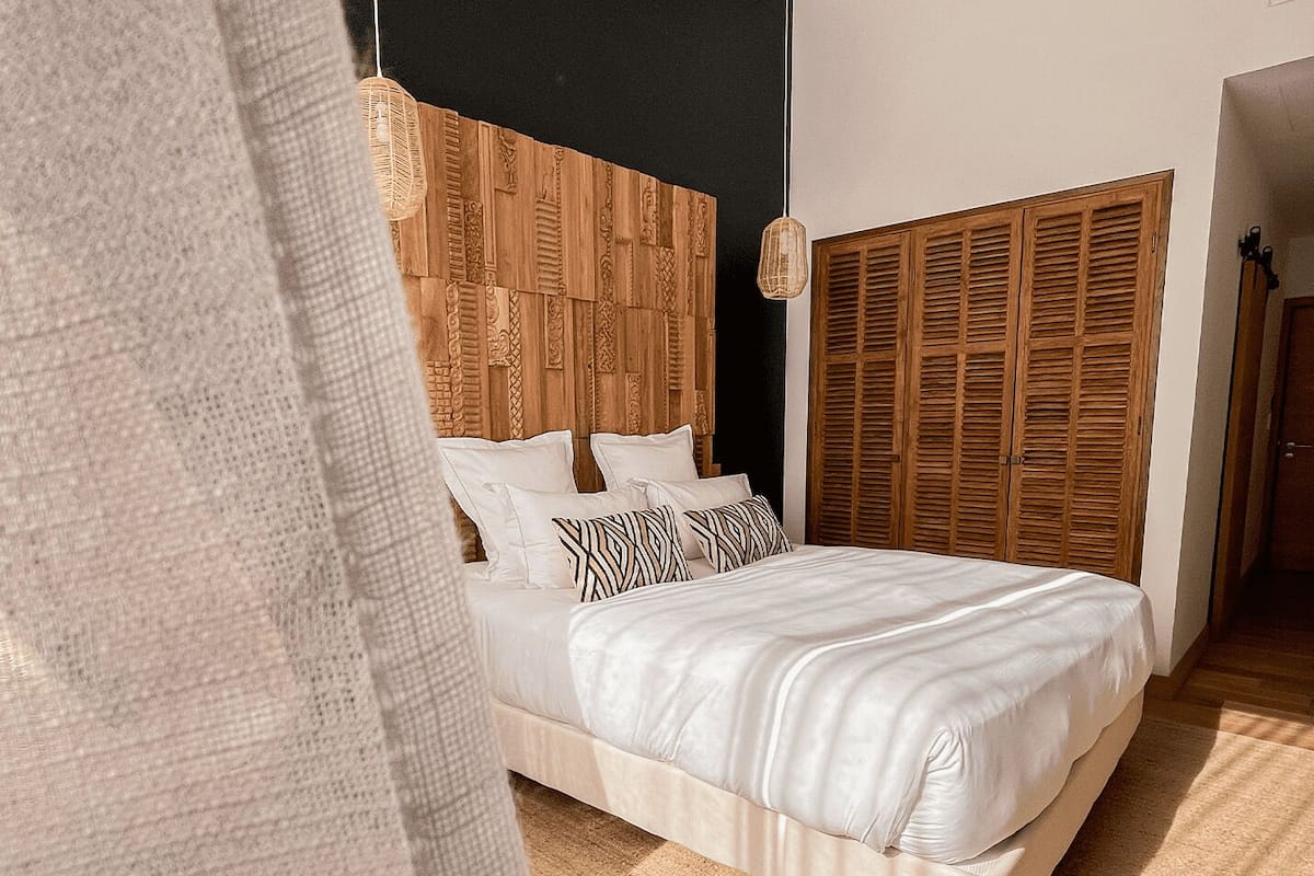 Habitación superior | 1 habitación, ropa de cama de alta calidad y minibar