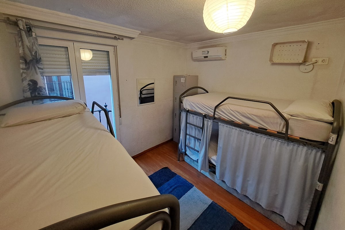 Shared Standard Room (Women Only) | Iron/ironing board, free WiFi, bed sheets