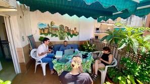 Exterior - Hostal El Cascabel - Hostel (Granada)