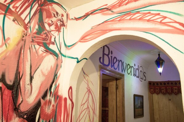 Interior - Hostal El Cascabel - Hostel (Granada)