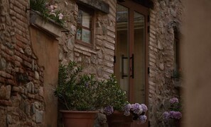 Entrée de l’hébergement