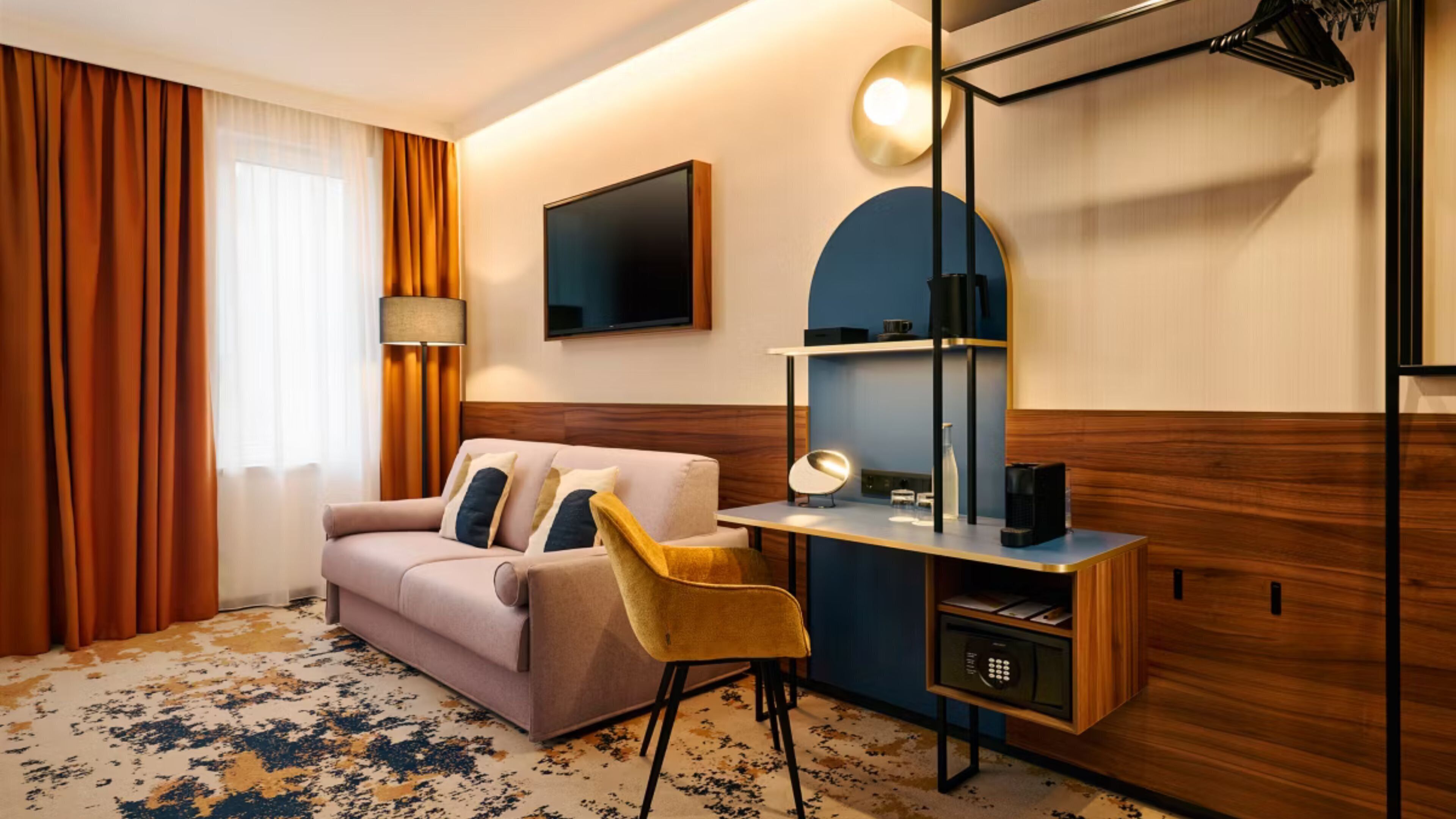 Premium Room, 1 King Bed | In-room safe, desk, laptop workspace, blackout drapes
