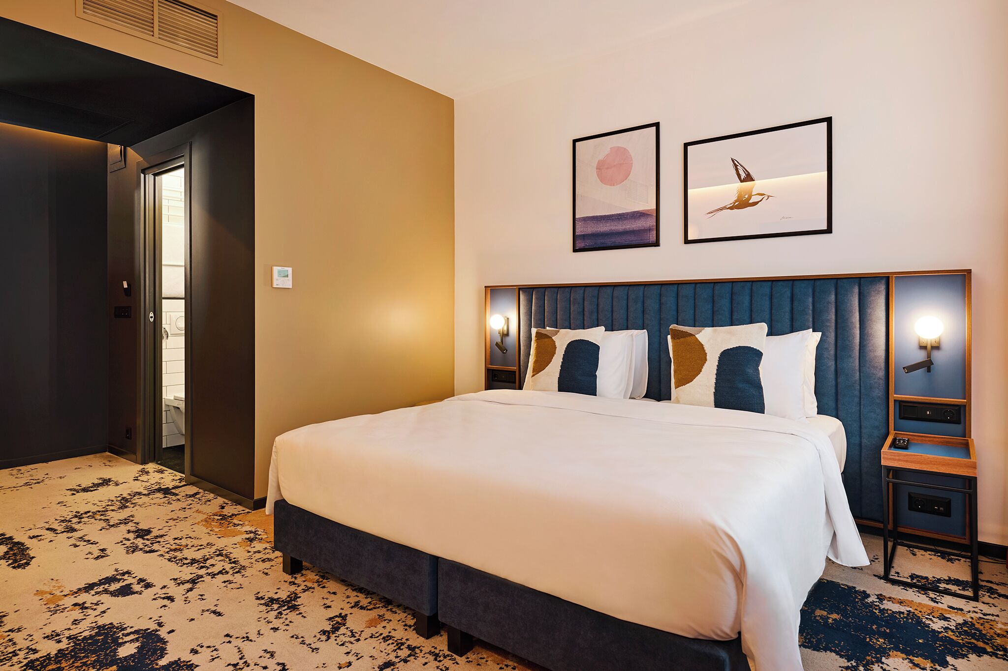 Photo - D8 Hotel