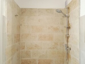 Doppia Comfort | Doccia
