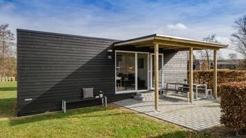 Luksus-hytte - privat badeværelse (Funkis)