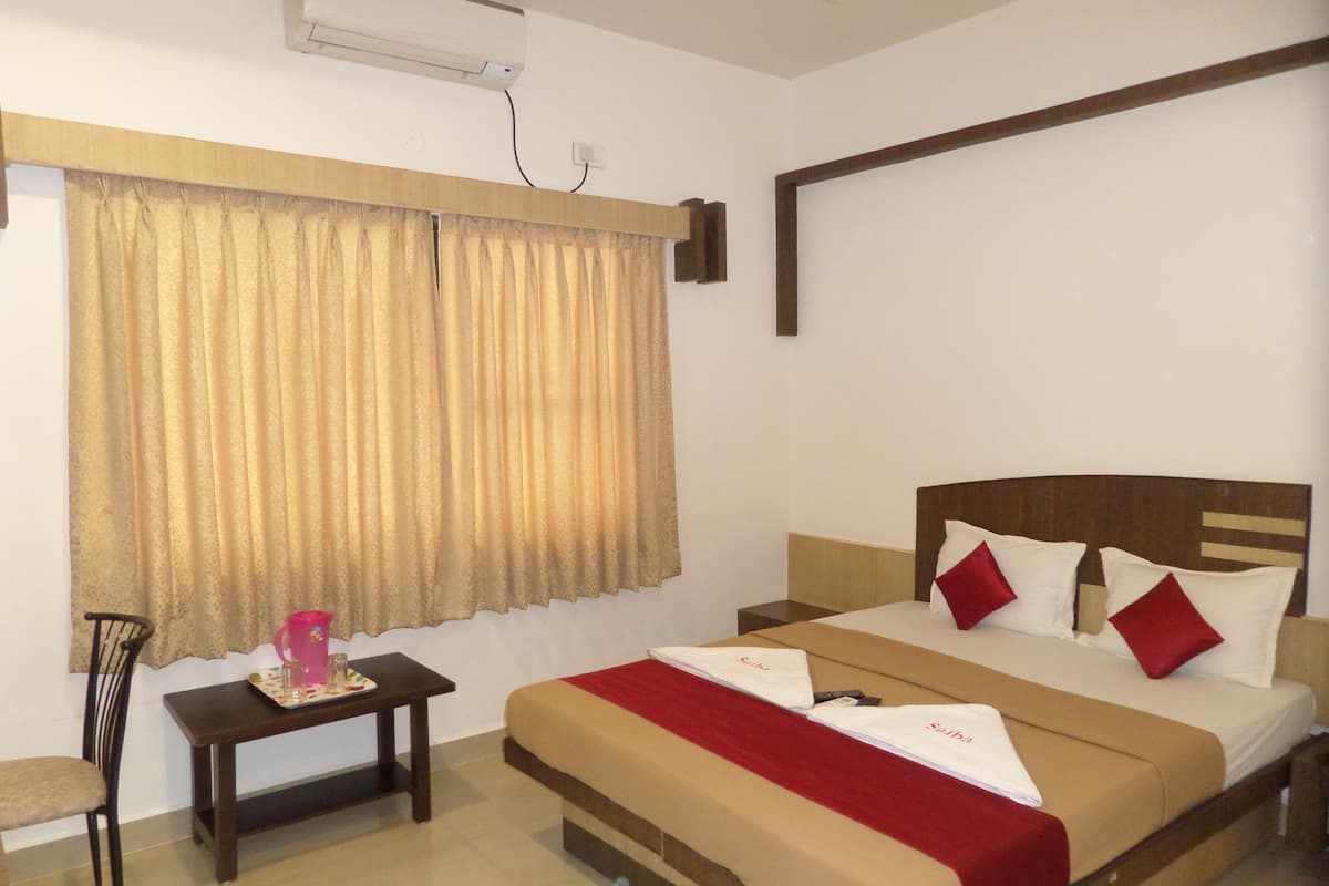 Deluxe Double Room, 1 Bedroom (A/C)