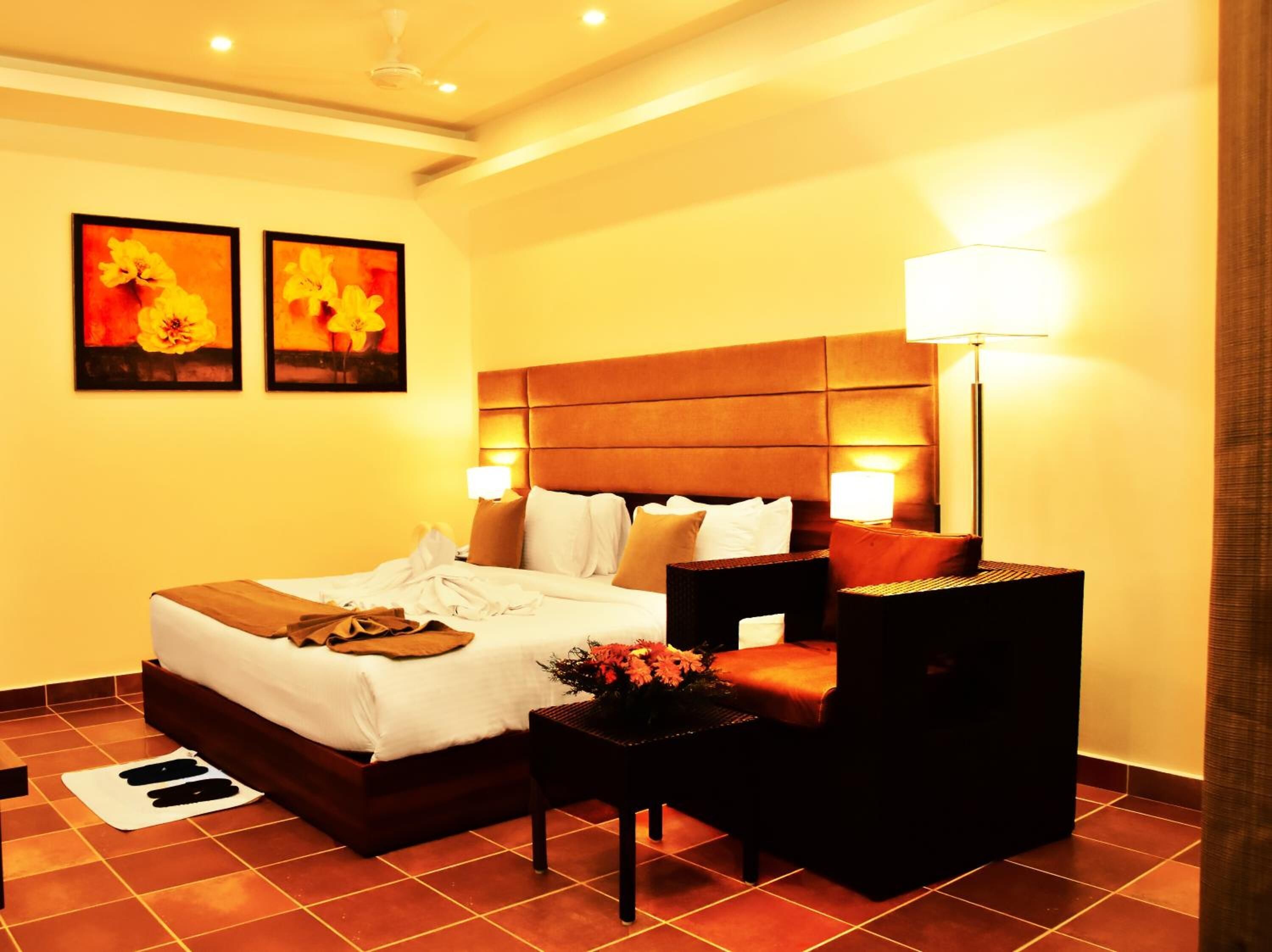 Minibar, bureau, fer et planche à repasser, lits pliants/supplémentaires