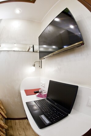 Cofres nos quartos, escrivaninha