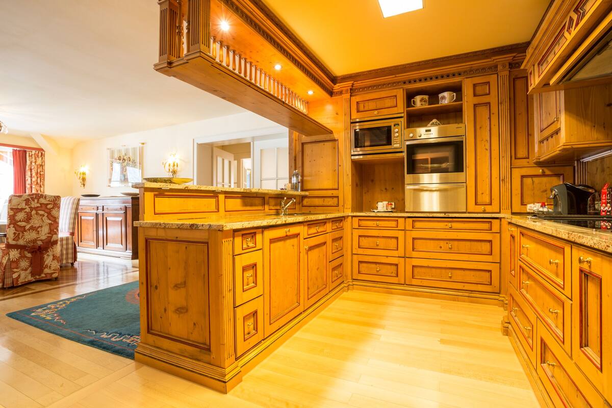 family penthouse, 1 bedroom, hot tub, poolside | 1 bedroom, hypo-allergenic bedding, tempur-pedic beds, in-room safe