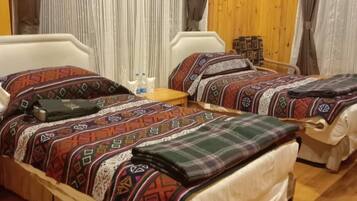 Standard Room | Rollaway beds