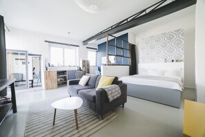 Design Apartment, Non Smoking, Garden Area (Frida) | Living area - ElbQuartier Apartments Magdeburg (Magdeburg)