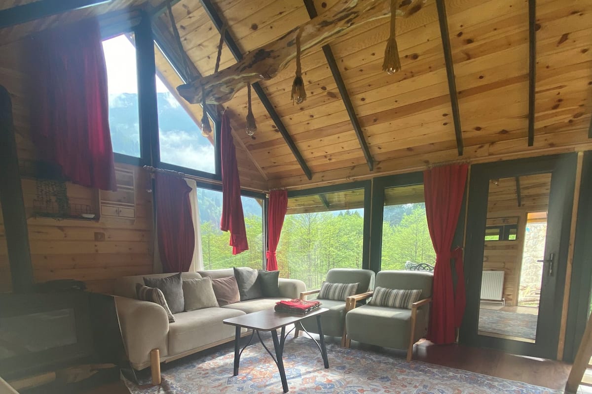 Royal Bungalow, Non Smoking | Living area