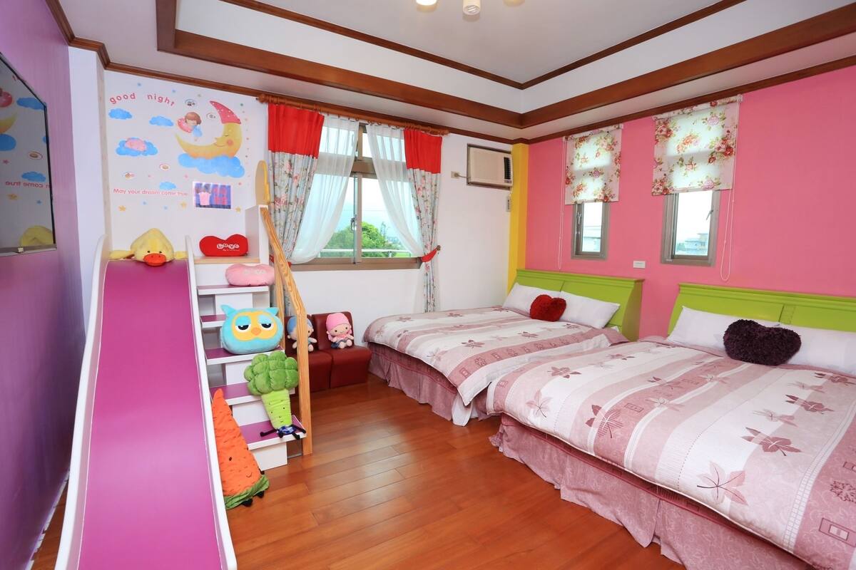 Quarto quádruplo standard, 1 quarto, banheiro compartilhado | 1 quarto, camas extras/dobráveis (sobretaxa)