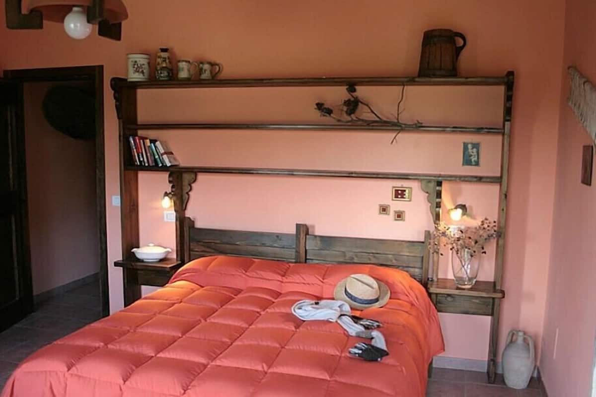 Panoramic Apartment, 1 Bedroom, Patio, Garden Area | Down comforters, rollaway beds (surcharge), WiFi (free), bed sheets