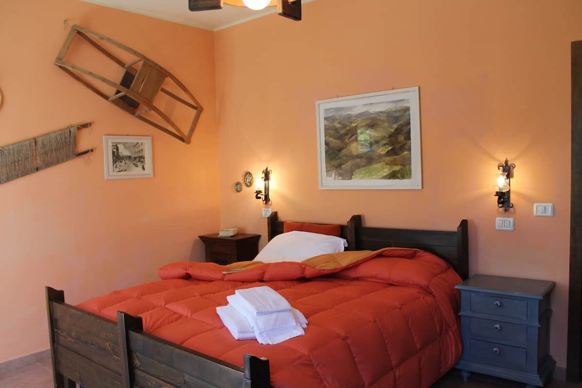 Panoramic Apartment, 1 Bedroom, Patio, Garden Area | Down comforters, rollaway beds (surcharge), WiFi (free), bed sheets