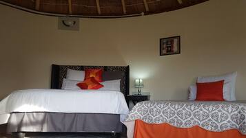 1 bedroom, premium bedding, in-room safe, desk