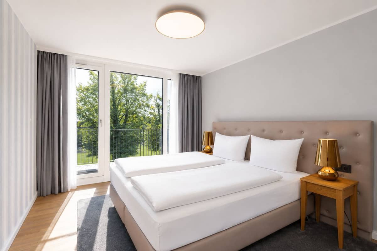 Apartamento luxo, 1 quarto | Roupas de cama premium, cortinas blackout, quartos à prova de som