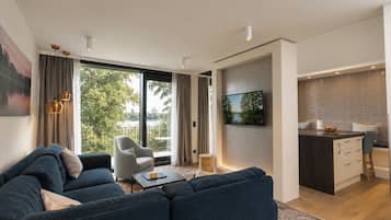 Compass Maisonette Suite with view to lake Mueritz | Premium bedding, blackout drapes, soundproofing, cribs/infant beds